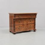 1298 3162 CHEST OF DRAWERS